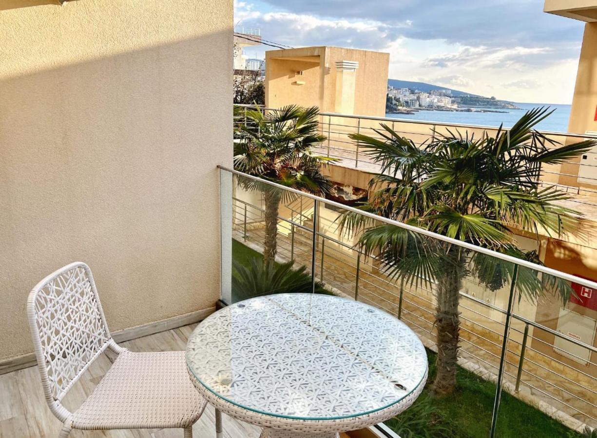 Yourhome Beach Apartments Добра вода Екстериор снимка